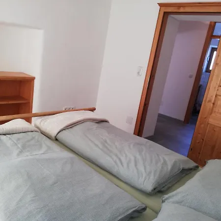 Erlhofer Apartment Tropolach